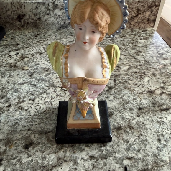 unknoen Other - Vintage Porcelain Victorian Bust Lady